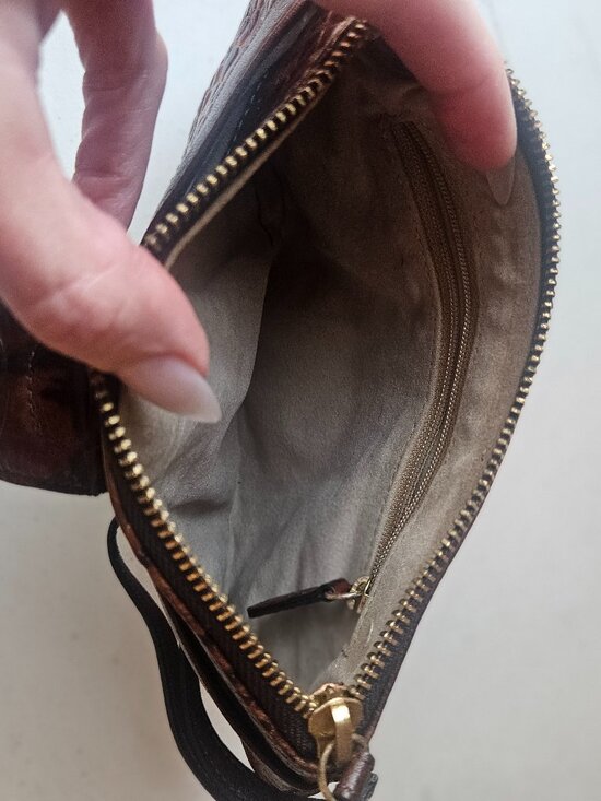 Brahmin NWOT Wristlet/Clutch Purse Pecan Melbourne - Picture 3 of 3